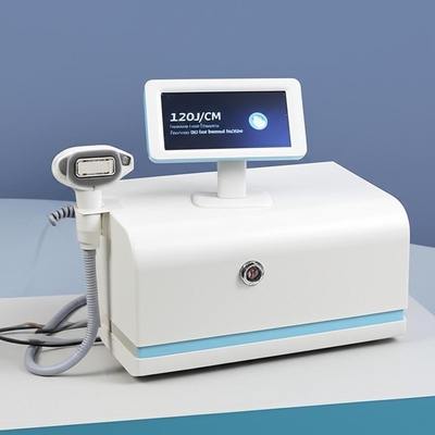 Máquina sin dolor del retiro de 808 pelos del laser del titanio del 120J/CM