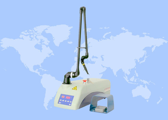 Buen precio Máquina quirúrgica de láser de CO2 de 15 W para eliminación de cicatrices y eliminación de pigmentos en línea