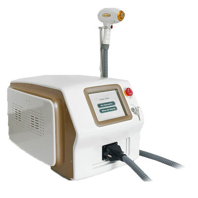 Buen precio Máquina portátil 808nm de la belleza del retiro del pelo del laser del diodo del poder más elevado en línea