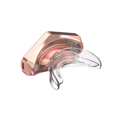 Dispositivo de limpieza de labios con luz LED recargable